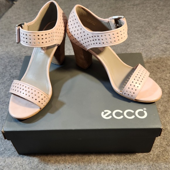 ECCO Omak Rose Dust Leather Heeled Sandals Perforated Ankle Strap EU39 US8-8.5 - Picture 1 of 6